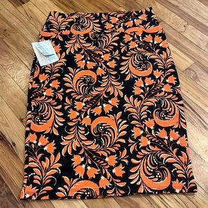 LulaRoe Cassie pencil skirt.